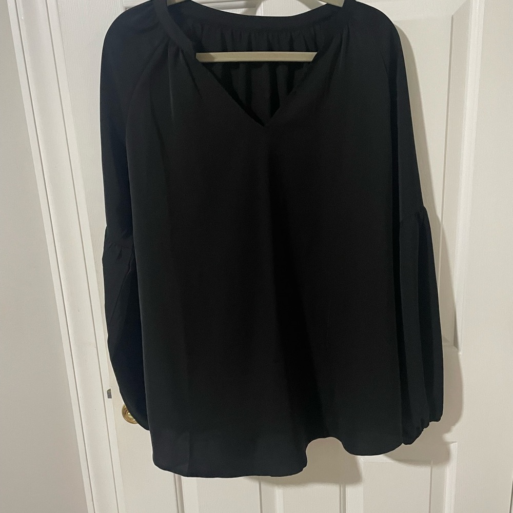 Xl peasant style top bell sleeves